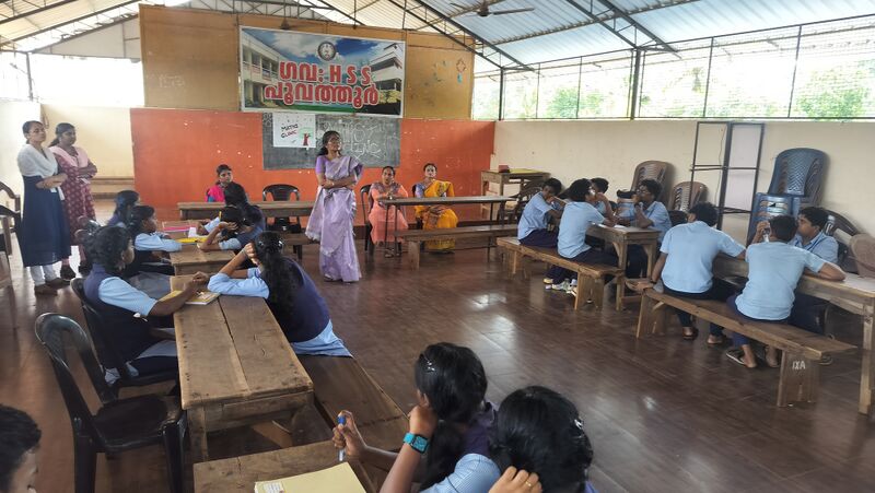 പ്രമാണം:42039 mathsclinic 2025-26 3.resized.jpg