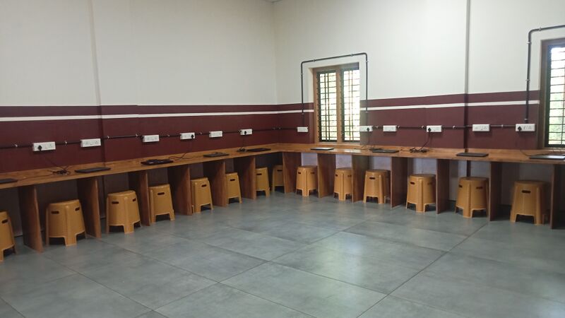പ്രമാണം:21899 HITECHITLAB.jpg