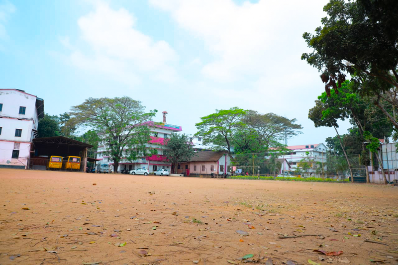 പ്രമാണം:23070 School Ground.png