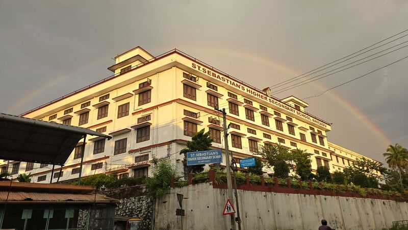 പ്രമാണം:28044 My school.jpg