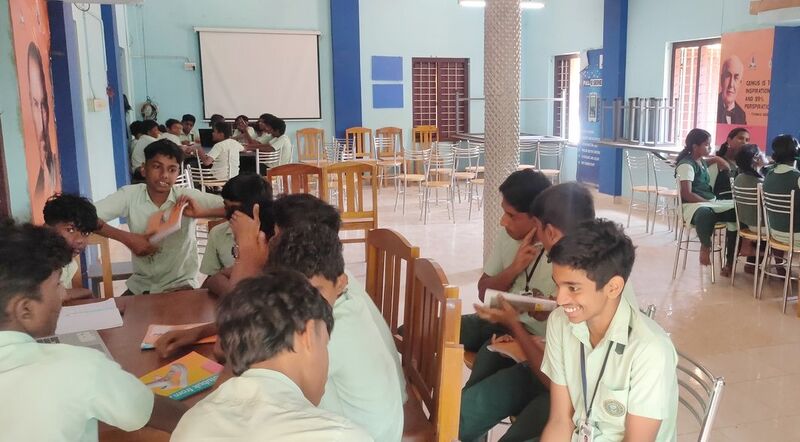 പ്രമാണം:34013visit Tinkerlab25a.jpg