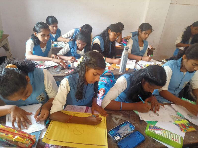 പ്രമാണം:44018 lcr 5.jpg