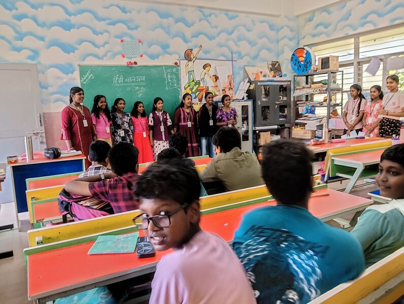 പ്രമാണം:44243 Hindi Balasabha25.jpg