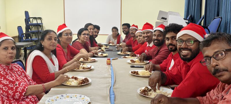 പ്രമാണം:DRC TVM Xmas2.jpg