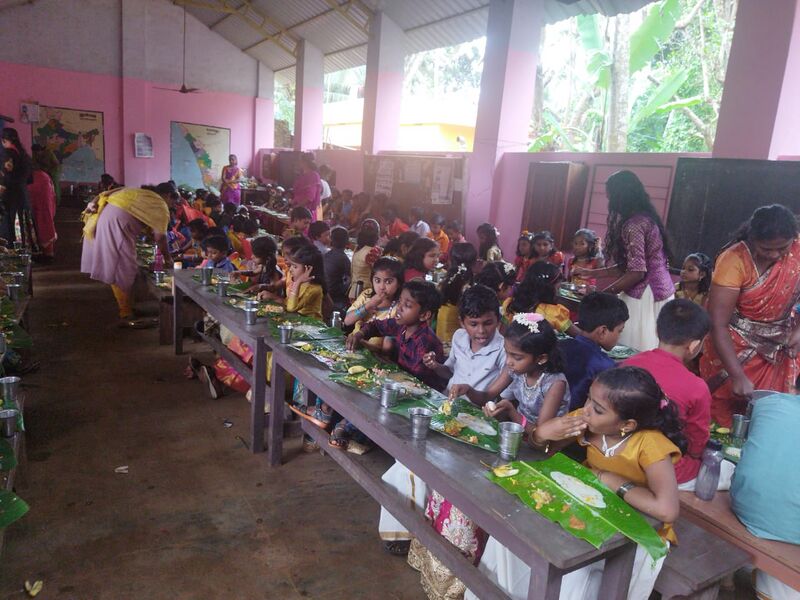 പ്രമാണം:Happy onam.jpg