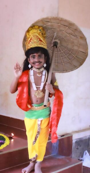 പ്രമാണം:Onam gayle.jpg