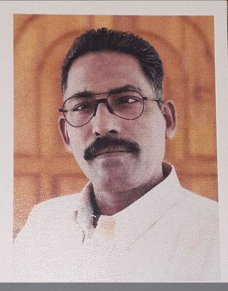 പ്രമാണം:SRI C T SIMON.jpg