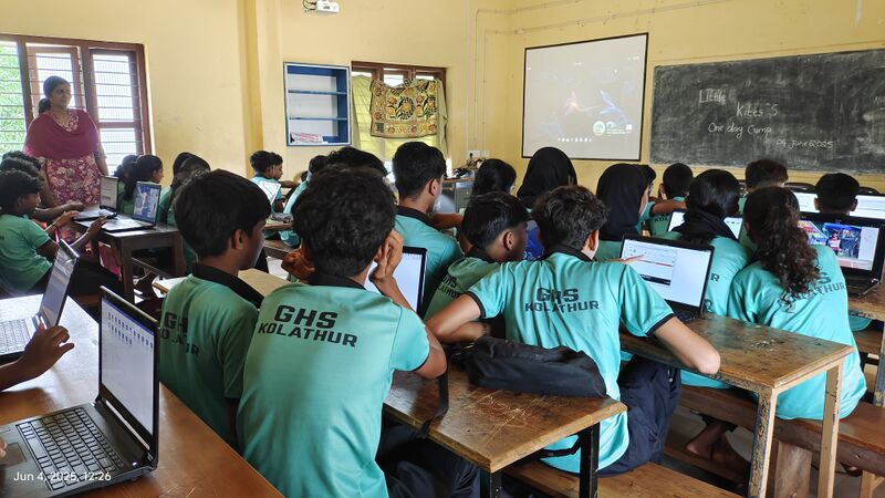 പ്രമാണം:11072 schoolcamp2025-2.jpg