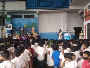 19413 school assembly 4.jpeg