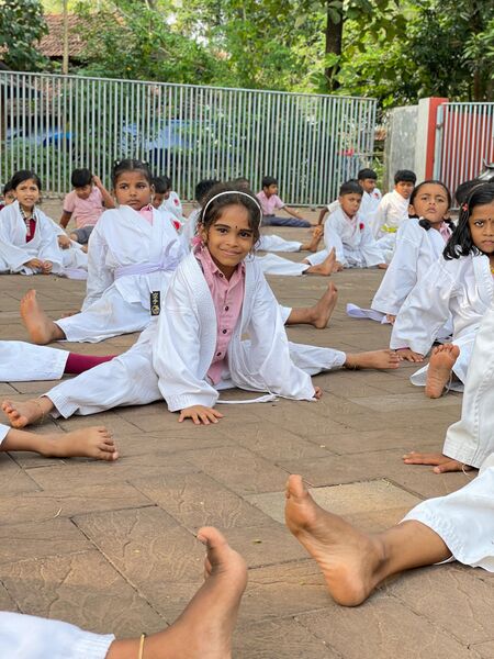 പ്രമാണം:19843-mlp-amlps padinjarekkara karate.jpg