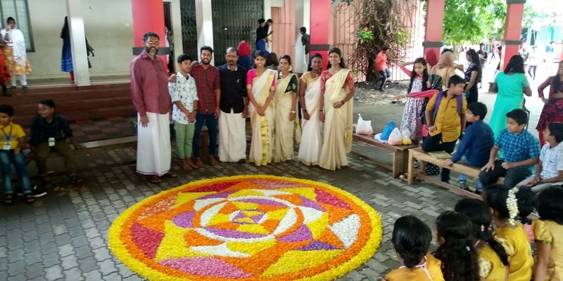 പ്രമാണം:26065-onam3.jpg