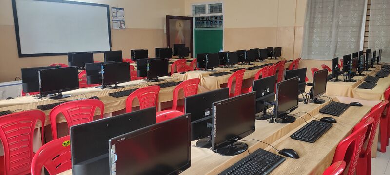 പ്രമാണം:26107-IT Lab.jpg