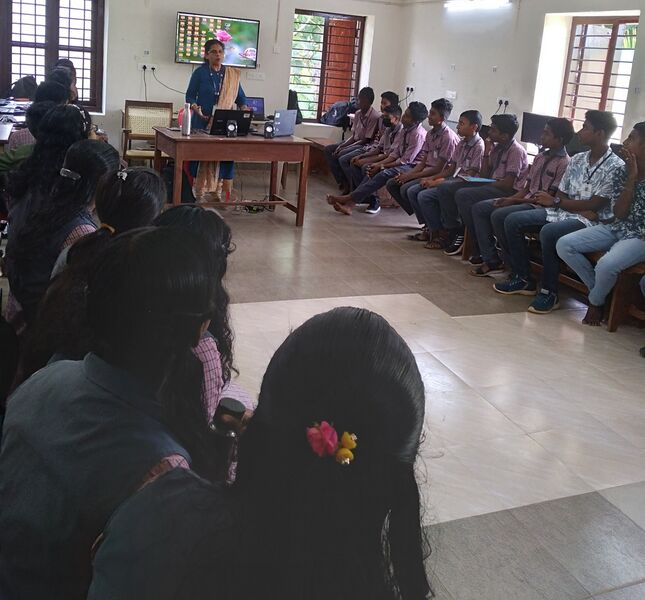 പ്രമാണം:44050 23 10 l88.jpg