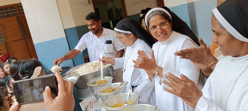 പ്രമാണം:SJ23 EKM 25045 04.jpg