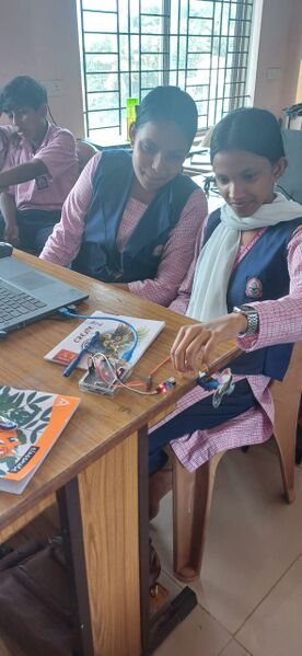 പ്രമാണം:13022 camp2.jpg