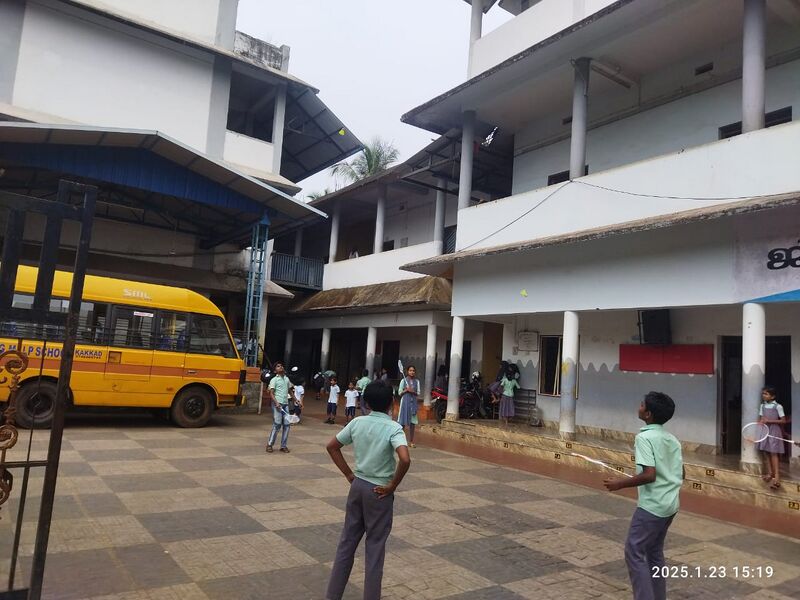 പ്രമാണം:19441GMUPS KAKKAD.jpeg