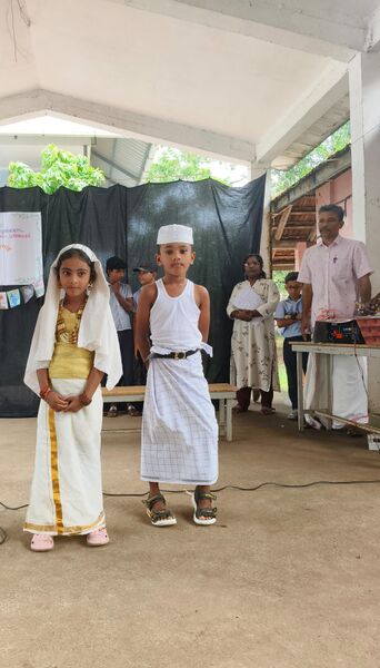 പ്രമാണം:25059 EKM Pathumamajeed.jpeg