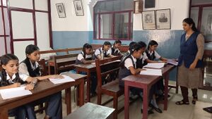 26038 hindi mal coaching.jpeg