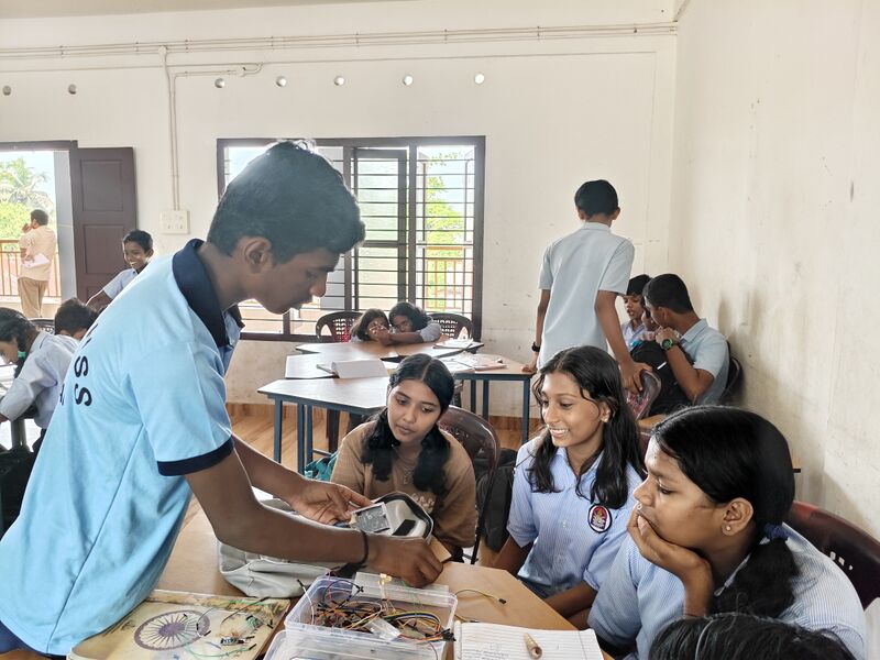 പ്രമാണം:34040 ALP UPtr3.jpg