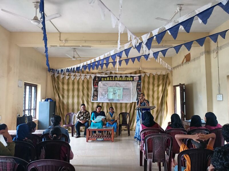 പ്രമാണം:BASHEER 3.jpeg