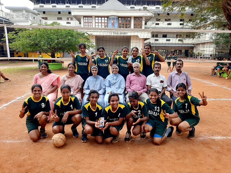 പ്രമാണം:Volley ball1.jpg