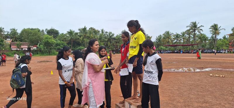 പ്രമാണം:11007 Sports23 .jpeg