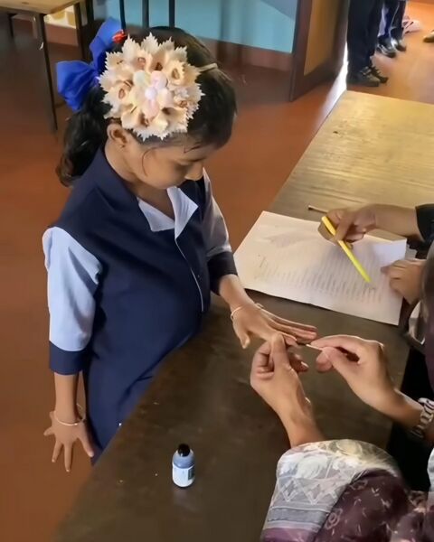 പ്രമാണം:18679 school election 24-25 5.jpg