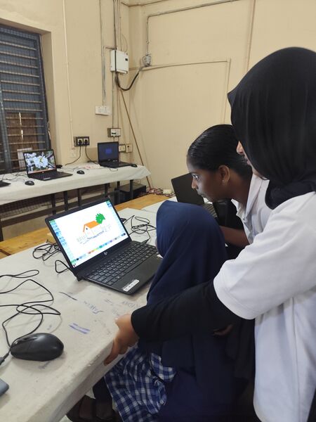 പ്രമാണം:19054 DG2.jpg