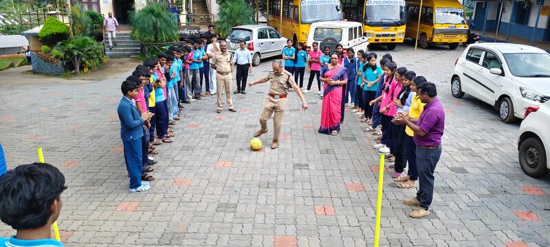 പ്രമാണം:30036-IDK-GOAL2026-Best kick-2.jpeg.jpg