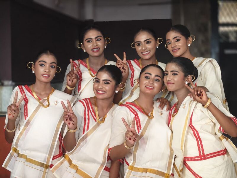 പ്രമാണം:36046 margamkali.jpeg