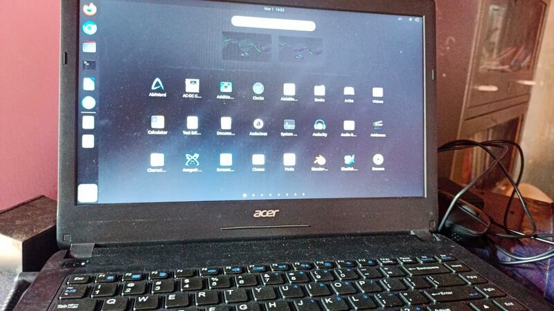 പ്രമാണം:42203HIGH TECH COMPUTER.jpg