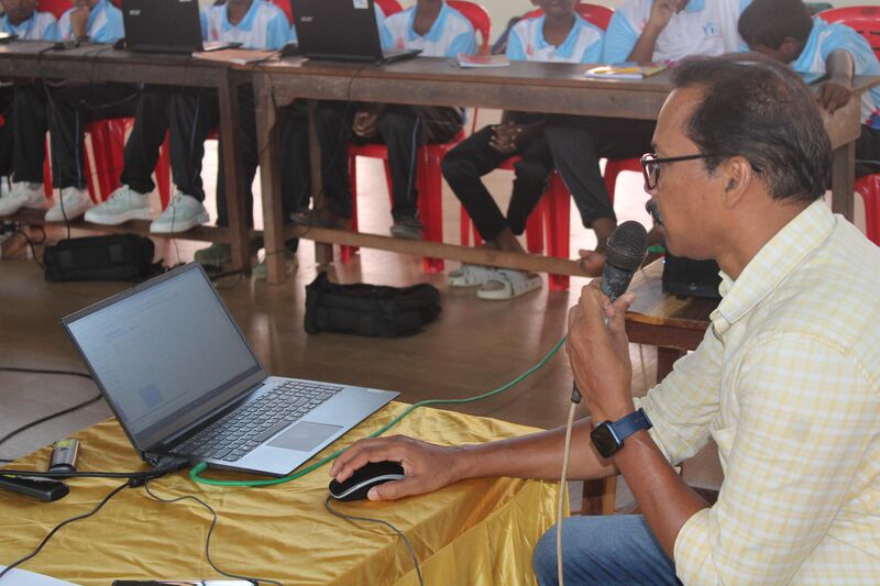 പ്രമാണം:44003 LK PRE CAMP 17.jpg