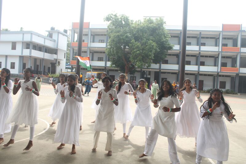 പ്രമാണം:44046 aug 25a.JPG