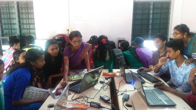 പ്രമാണം:44066 little.jpeg