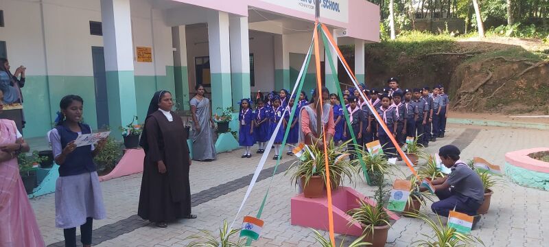 പ്രമാണം:Independance day 44360.jpeg