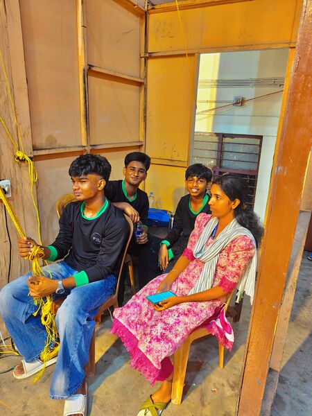 പ്രമാണം:Little kite .jpg