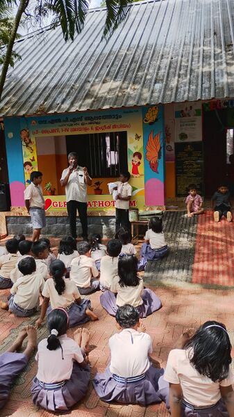 പ്രമാണം:Science club 44559.jpg