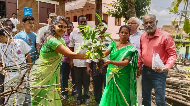 പ്രമാണം:ലോക പരിസ്ഥിതി ദിനാചരണം-43083.jpg