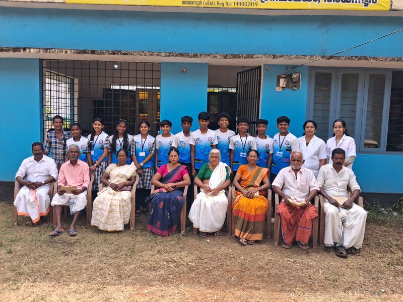 പ്രമാണം:12049 kzd IT class1.jpg