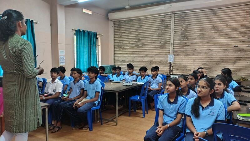 പ്രമാണം:13040 LK1.jpg