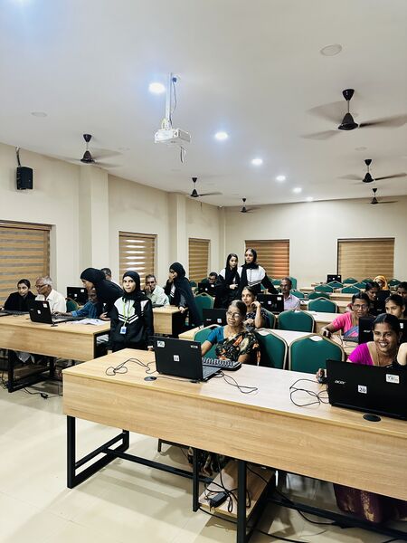 പ്രമാണം:16008 ksart 2005 JPG 2.jpeg