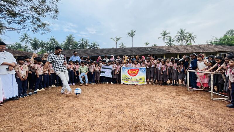 പ്രമാണം:21842 FOOTBALL CHALLENGE AGAINST DRUGS.JPG
