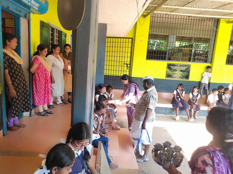 പ്രമാണം:28419 hightech image1.jpg