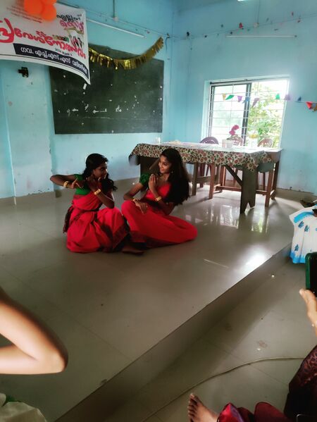 പ്രമാണം:35061 prevesanolsavam2024.jpg