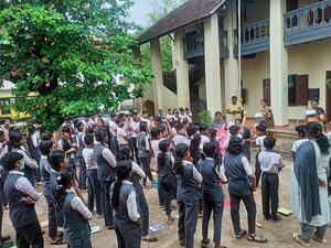 36026 2025chandradinam1.jpg