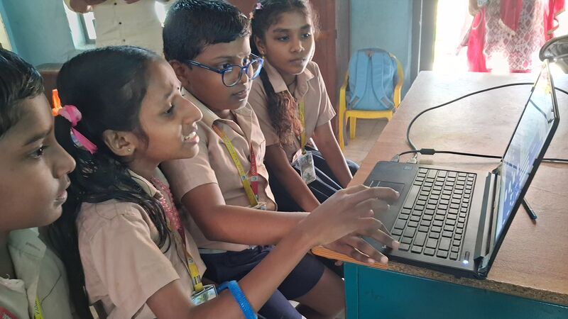 പ്രമാണം:41409 trffic game practice4.jpg