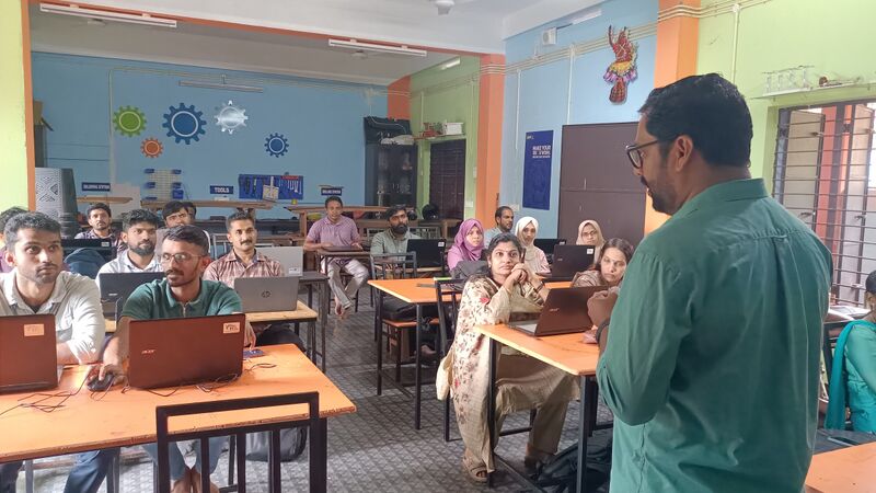 പ്രമാണം:Drcmlp-kondotty-aug 13-1.jpg