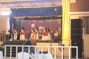 State school kalolsavam 2901.resized.JPG