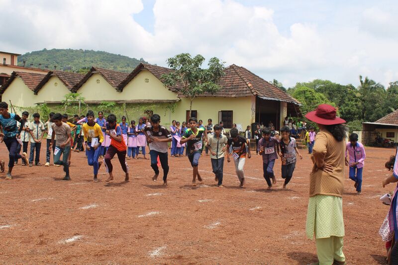 പ്രമാണം:11051 ANNUVALSPORTSMEET202512.jpg