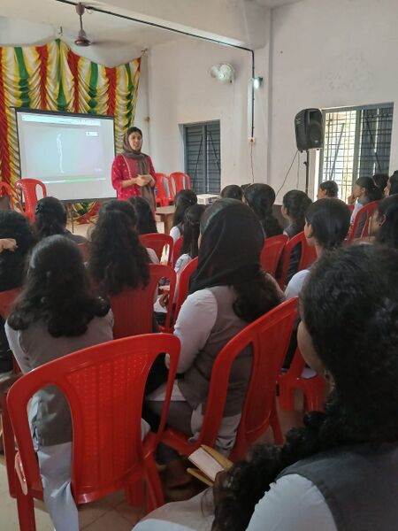 പ്രമാണം:12017 she pad3.jpg